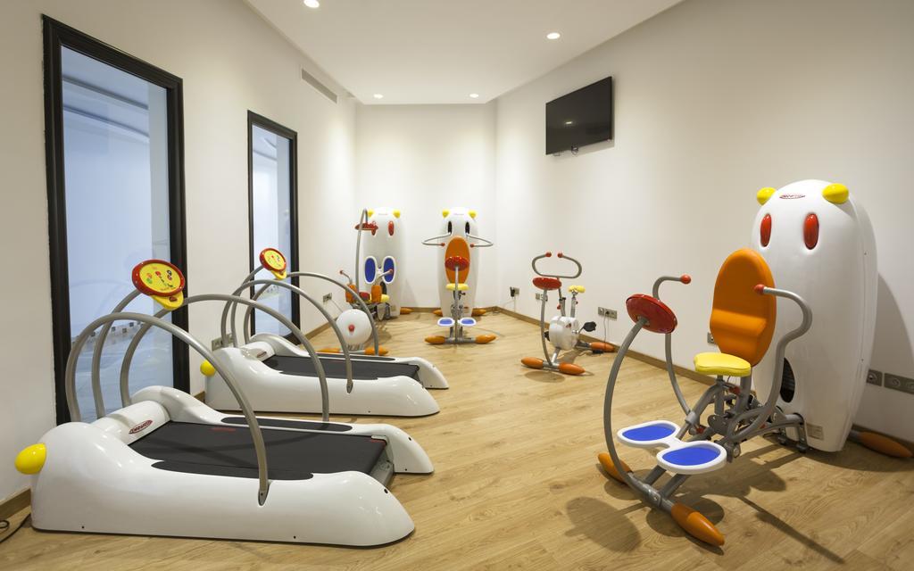 La Cigale Tabarka Otel Dış mekan fotoğraf The gym at the hospital