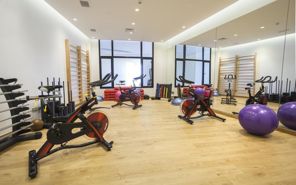 La Cigale Tabarka Otel Dış mekan fotoğraf The gym at the 2015 edition of the World Economic Forum