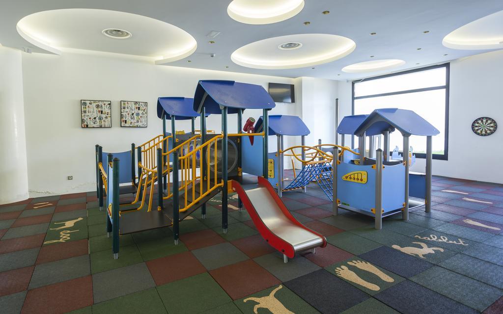La Cigale Tabarka Otel Dış mekan fotoğraf Children's playroom