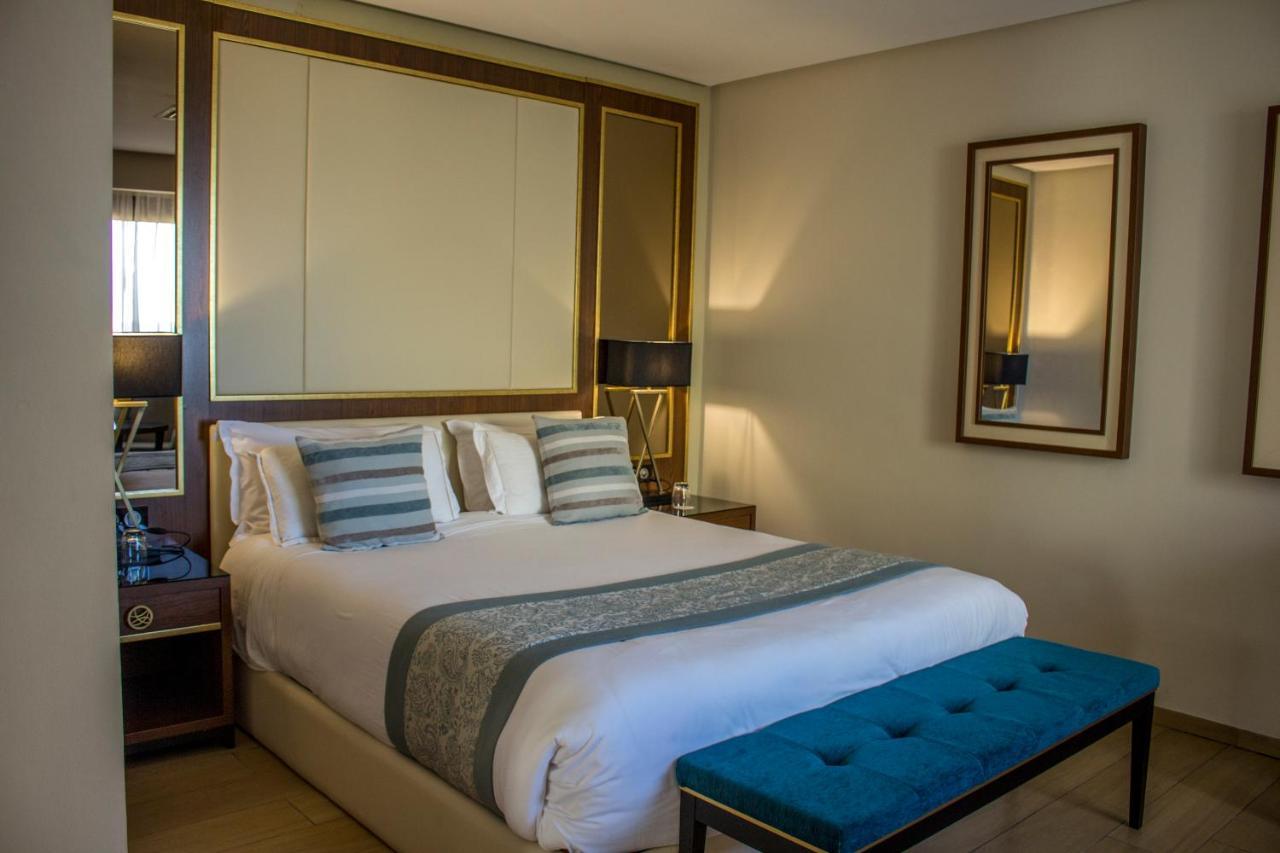 La Cigale Tabarka Otel Dış mekan fotoğraf A bedroom at the hotel